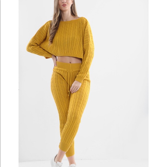 *Last One* Cropped Knit Sweater Set - Picture 4 of 5